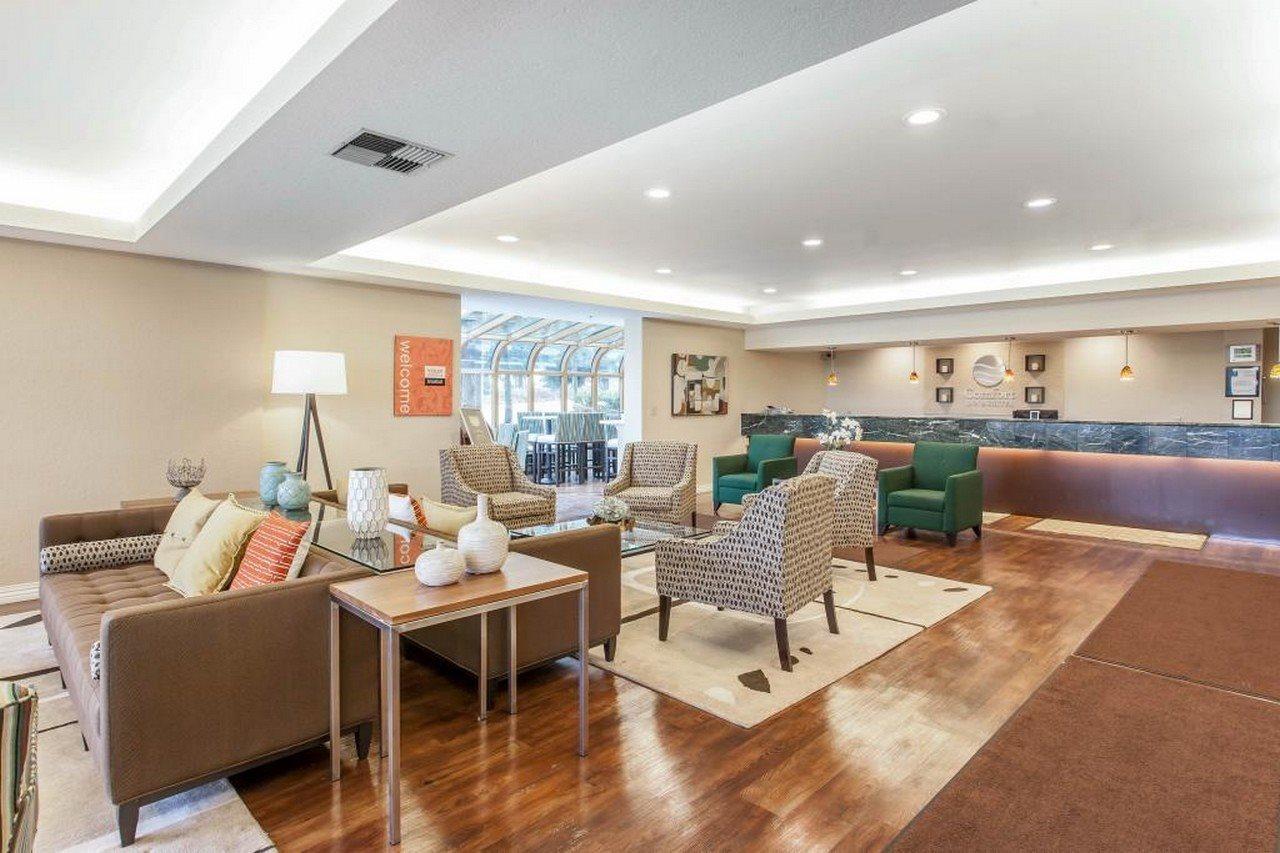 Comfort Inn & Suites Sea-Tac Airport Ситак Экстерьер фото