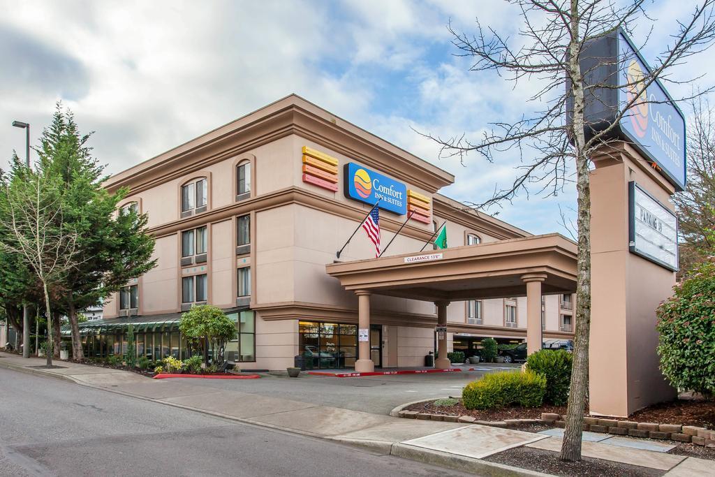 Comfort Inn & Suites Sea-Tac Airport Ситак Экстерьер фото