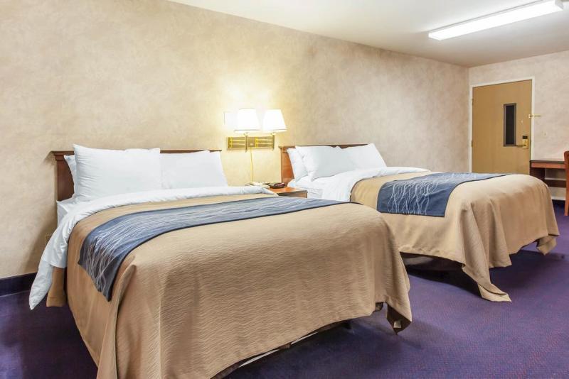 Comfort Inn & Suites Sea-Tac Airport Ситак Экстерьер фото